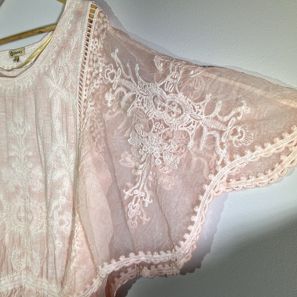 Democracy Women’s Pink/Peach Boho Blouse with Angel Sleeves Size Large. - Picture 3 of 8